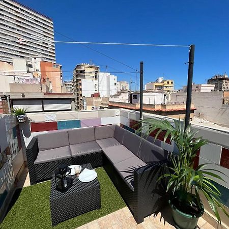 Piso céntrico en Alicante Esterno foto